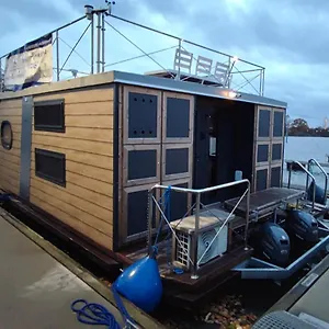  Apartament Houseboat Water King Plywajacy Dom Na Wodzie, 7 Os